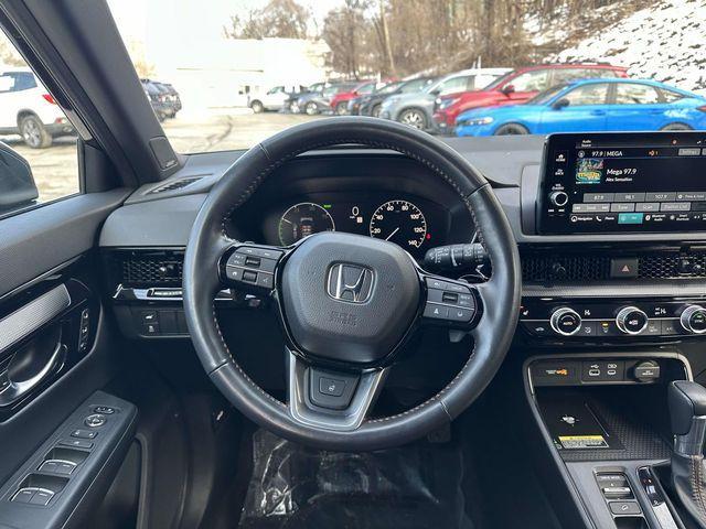 used 2025 Honda CR-V Hybrid car, priced at $36,990