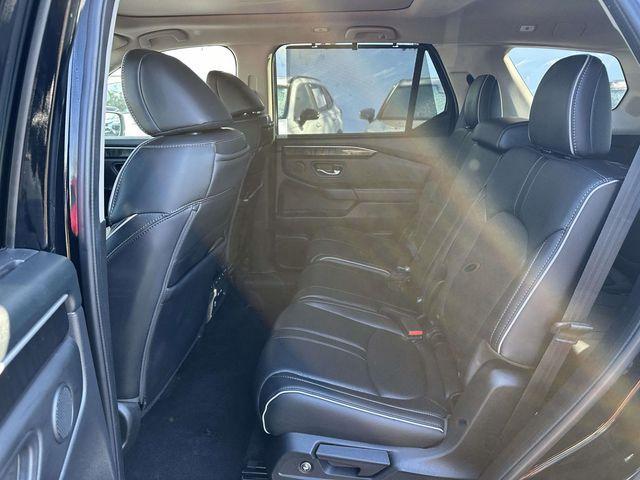 used 2023 Honda Pilot car, priced at $41,990