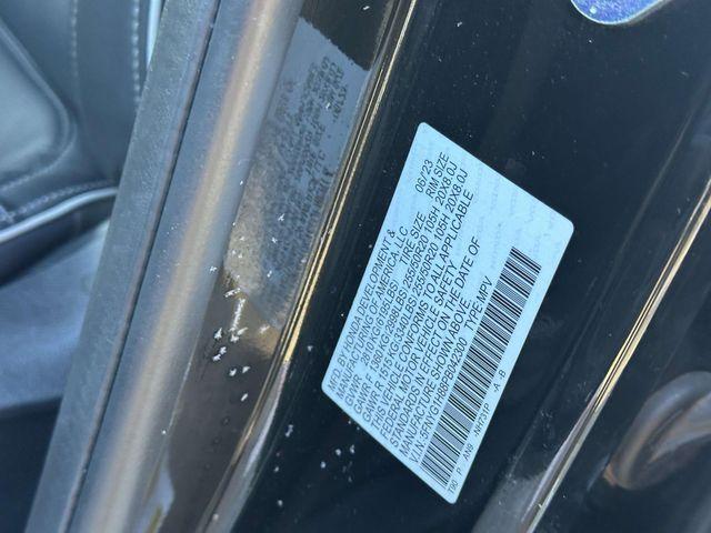 used 2023 Honda Pilot car, priced at $41,990