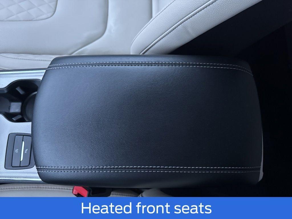 used 2024 Ford Edge car, priced at $28,108