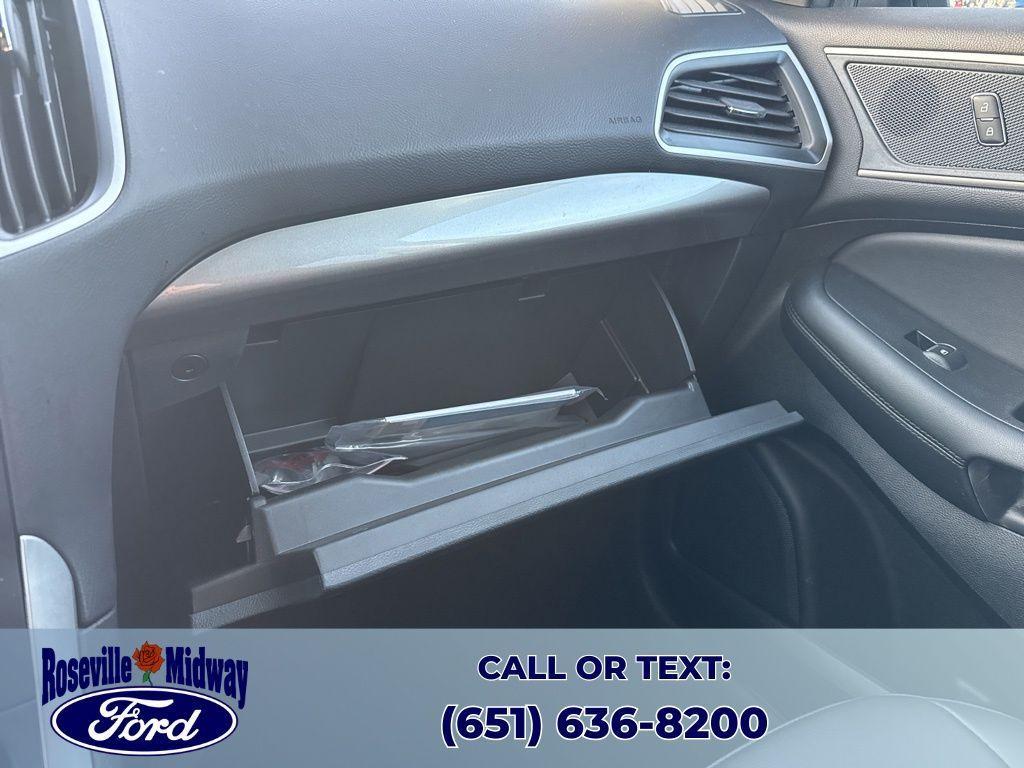 used 2024 Ford Edge car, priced at $27,899