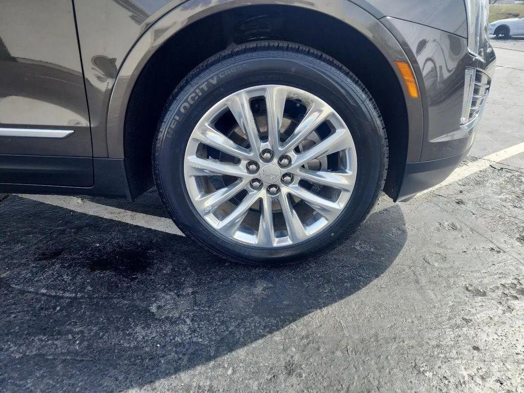 used 2019 Cadillac XT5 car, priced at $18,495