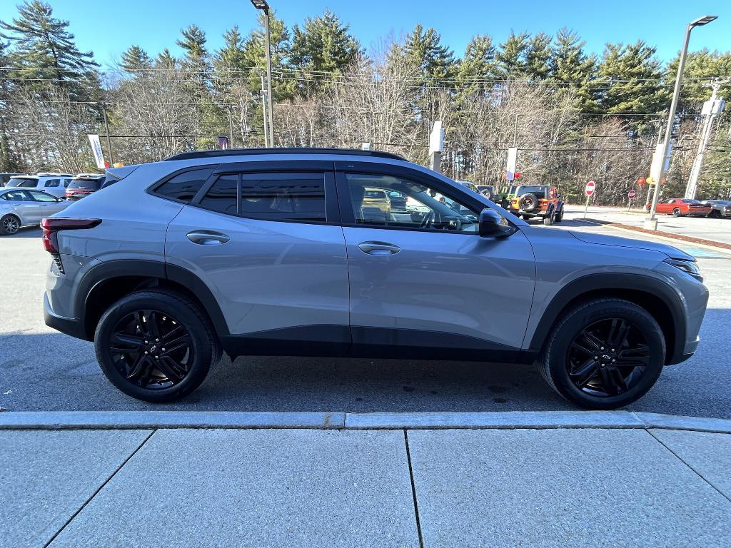 used 2024 Chevrolet Trax car, priced at $26,900