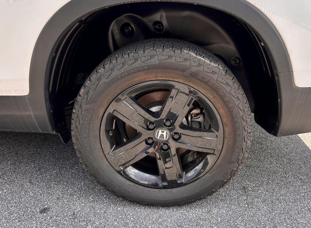 used 2023 Honda Ridgeline car, priced at $37,917