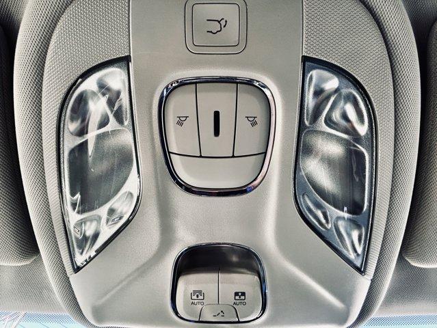 Billet Silver Metallic Clearcoat 2022 Jeep Compass Latitude