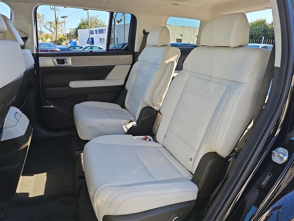 new 2025 Hyundai SANTA FE HEV car, priced at $50,100