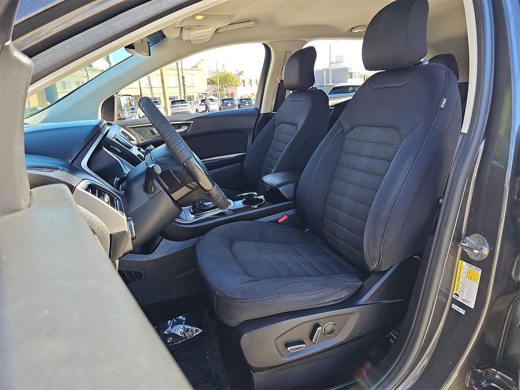 used 2015 Ford Edge car, priced at $9,900