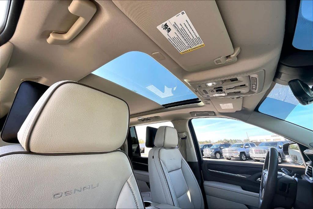 used 2023 GMC Yukon XL car, priced at $49,987