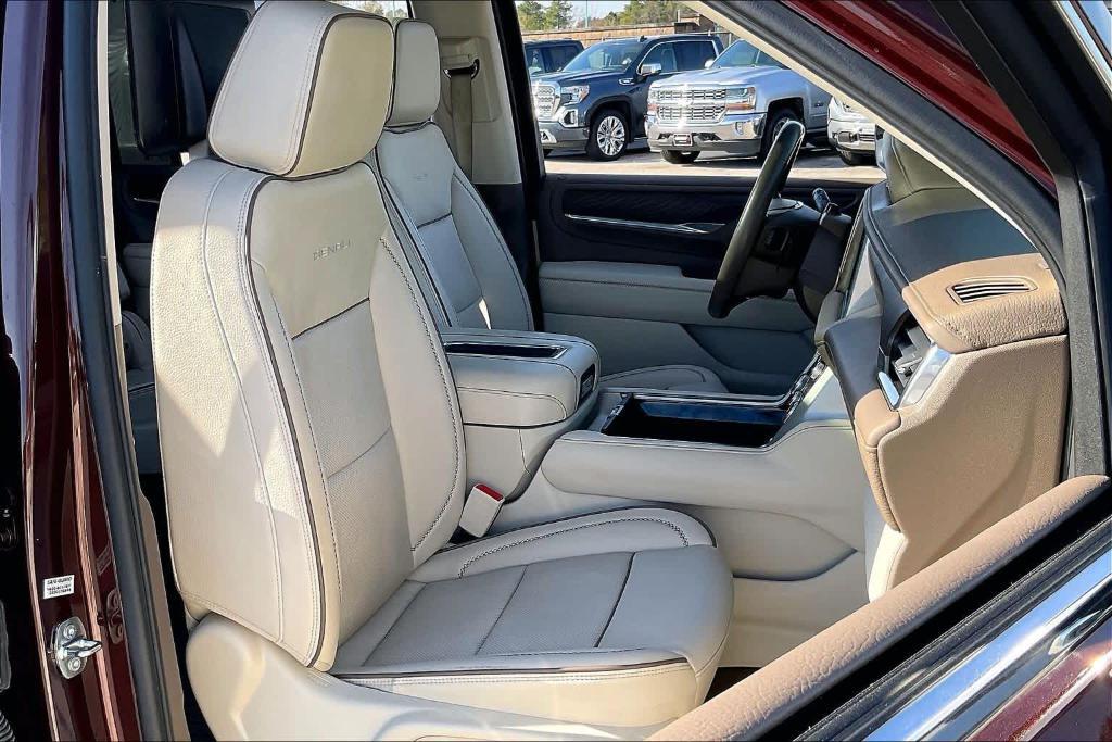 used 2023 GMC Yukon XL car, priced at $49,987