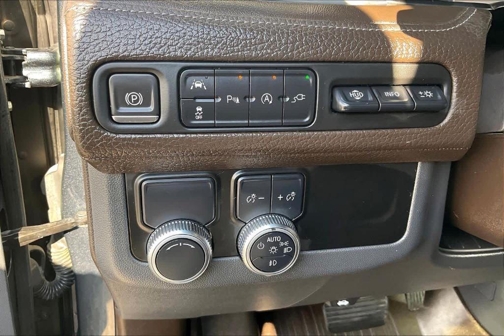 used 2021 GMC Yukon XL car, priced at $42,997