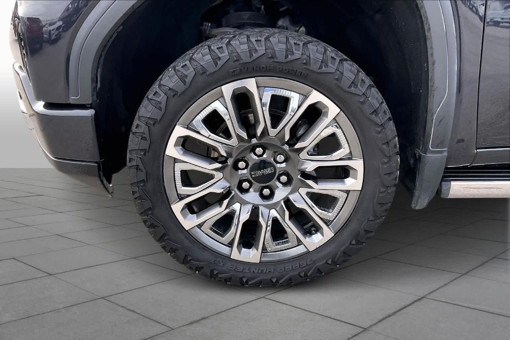 used 2023 GMC Sierra 1500 car, priced at $56,657