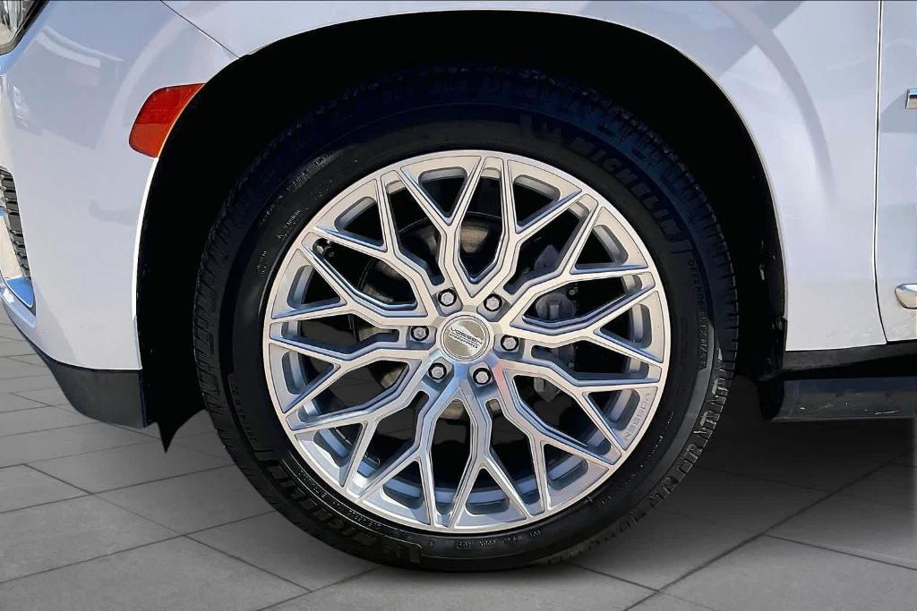 used 2022 GMC Yukon car, priced at $37,587