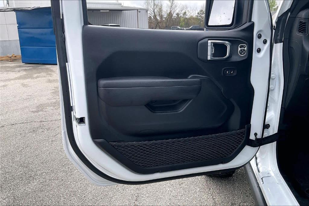 used 2025 Jeep Wrangler car, priced at $42,597