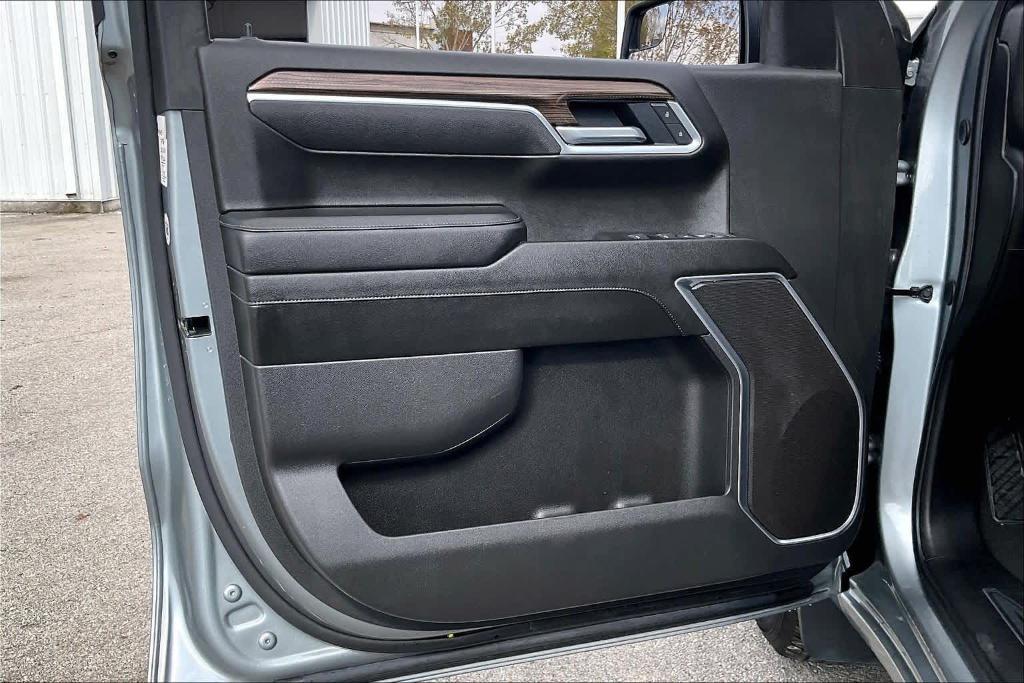 used 2025 Chevrolet Silverado 1500 car, priced at $46,907