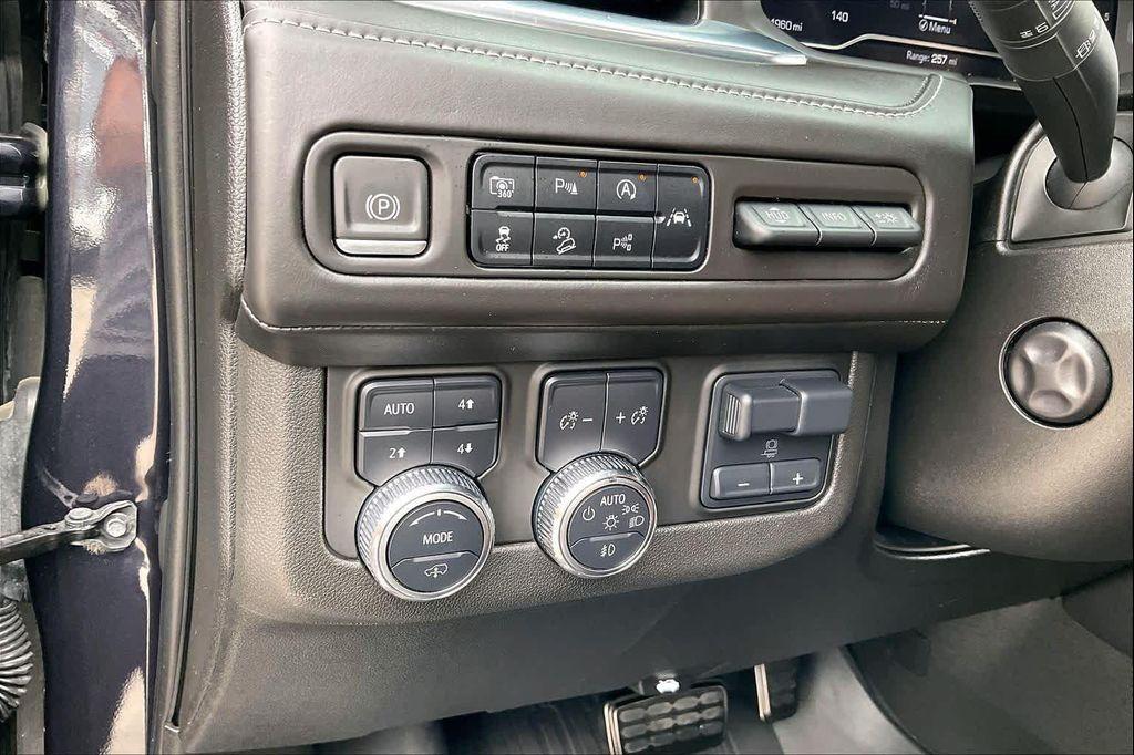 used 2023 GMC Yukon XL car, priced at $74,622