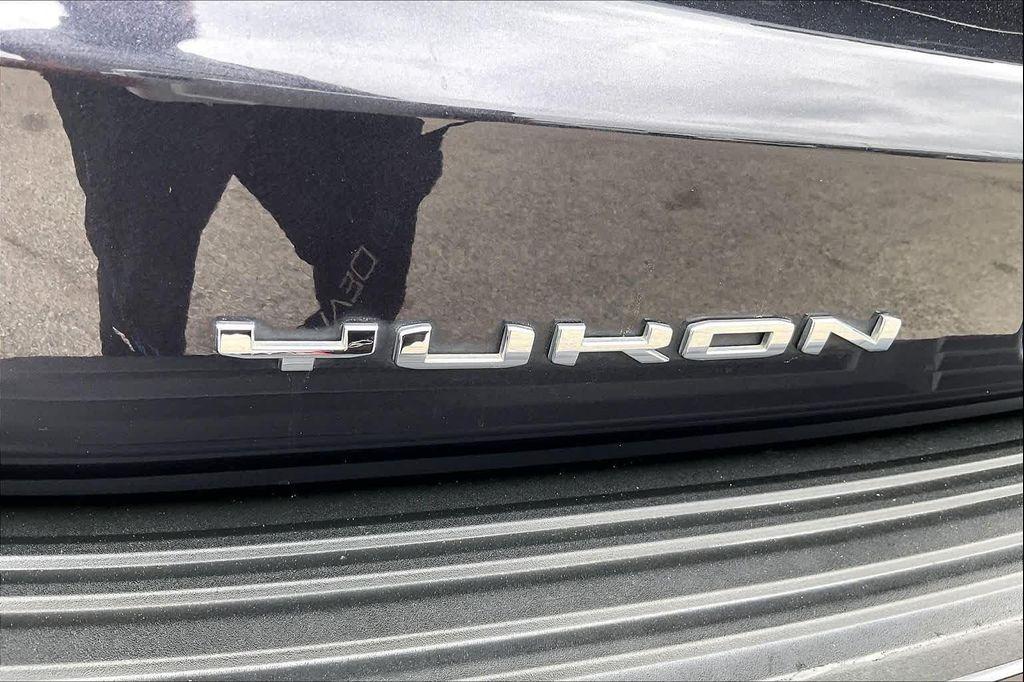used 2023 GMC Yukon XL car, priced at $74,622