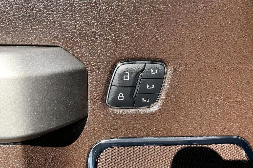 used 2022 Ford F-250 car, priced at $59,997