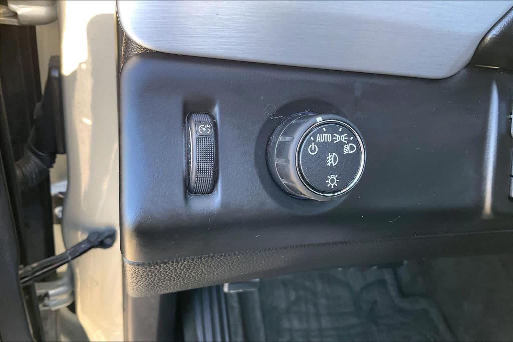 used 2015 GMC Yukon XL car, priced at $18,997