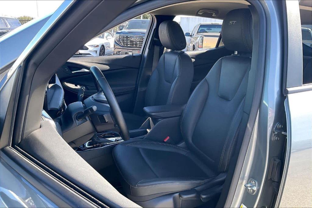 used 2024 Buick Encore GX car, priced at $22,375