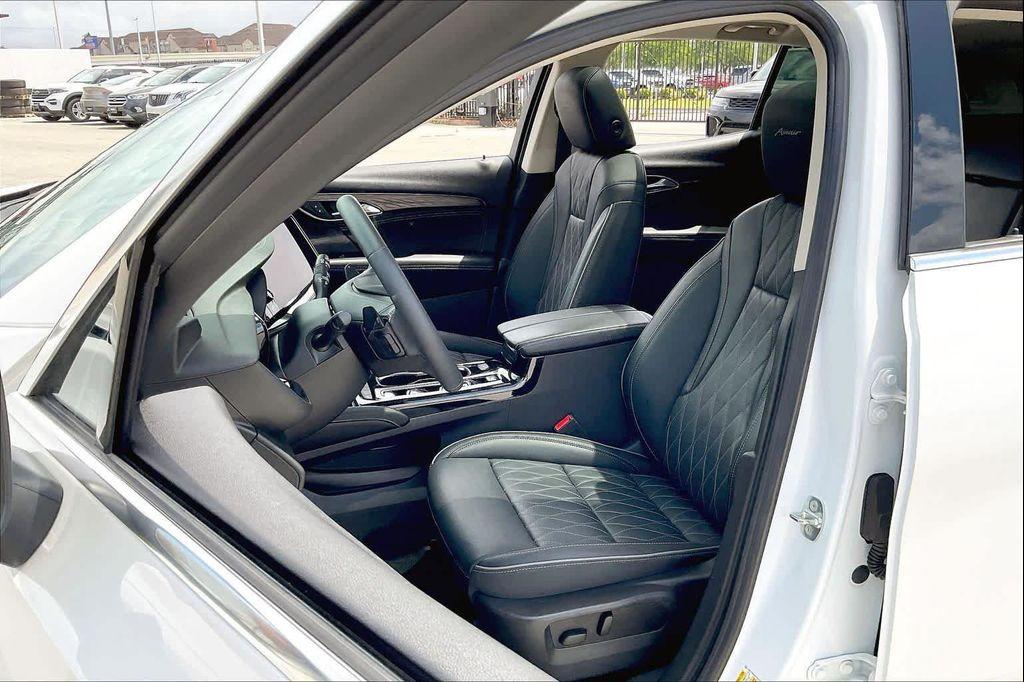 used 2023 Buick Envision car, priced at $29,982