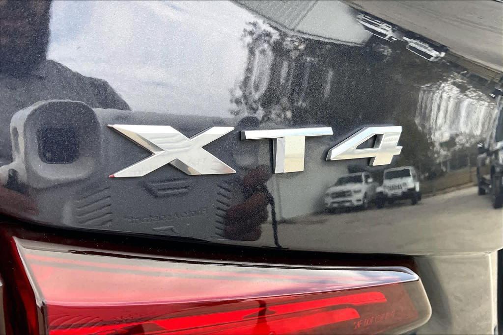 used 2023 Cadillac XT4 car, priced at $23,477
