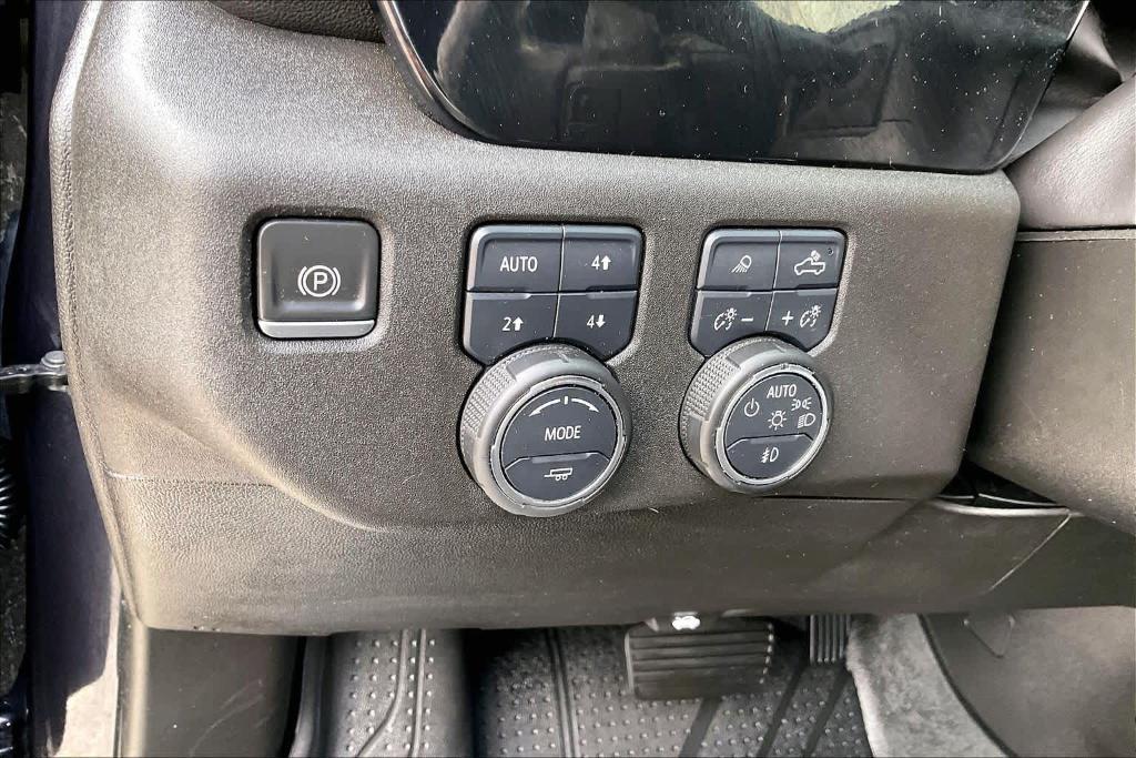 used 2022 Chevrolet Silverado 1500 car, priced at $43,997