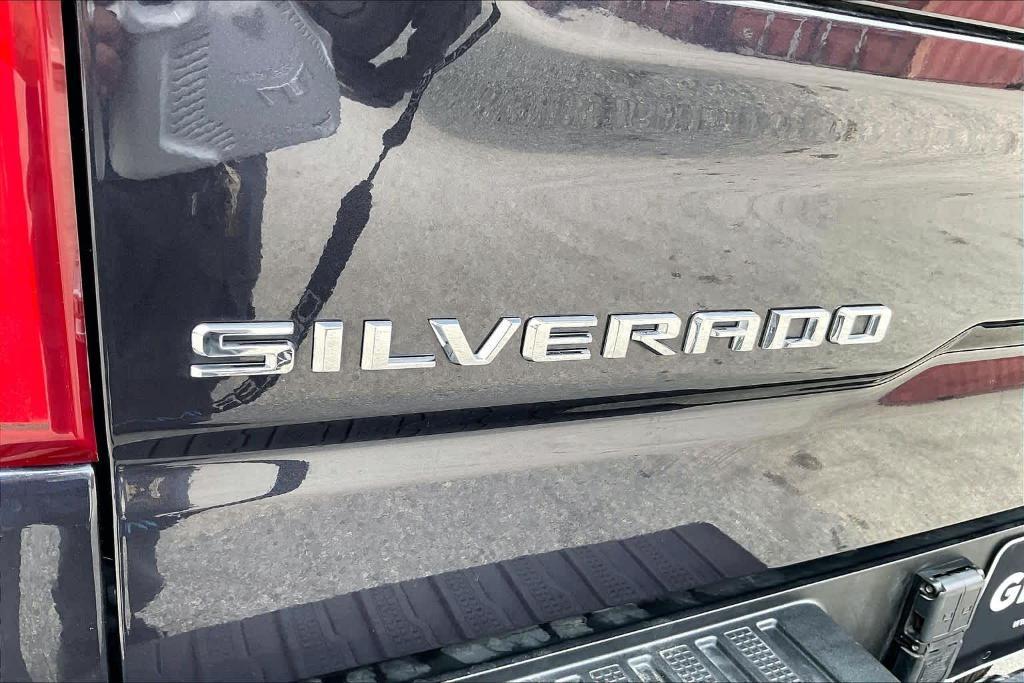 used 2022 Chevrolet Silverado 1500 car, priced at $43,997