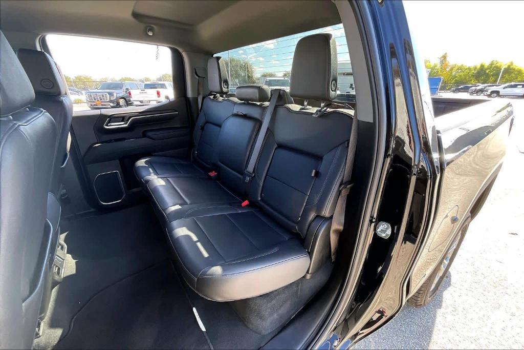 used 2025 GMC Sierra 1500 car, priced at $45,997