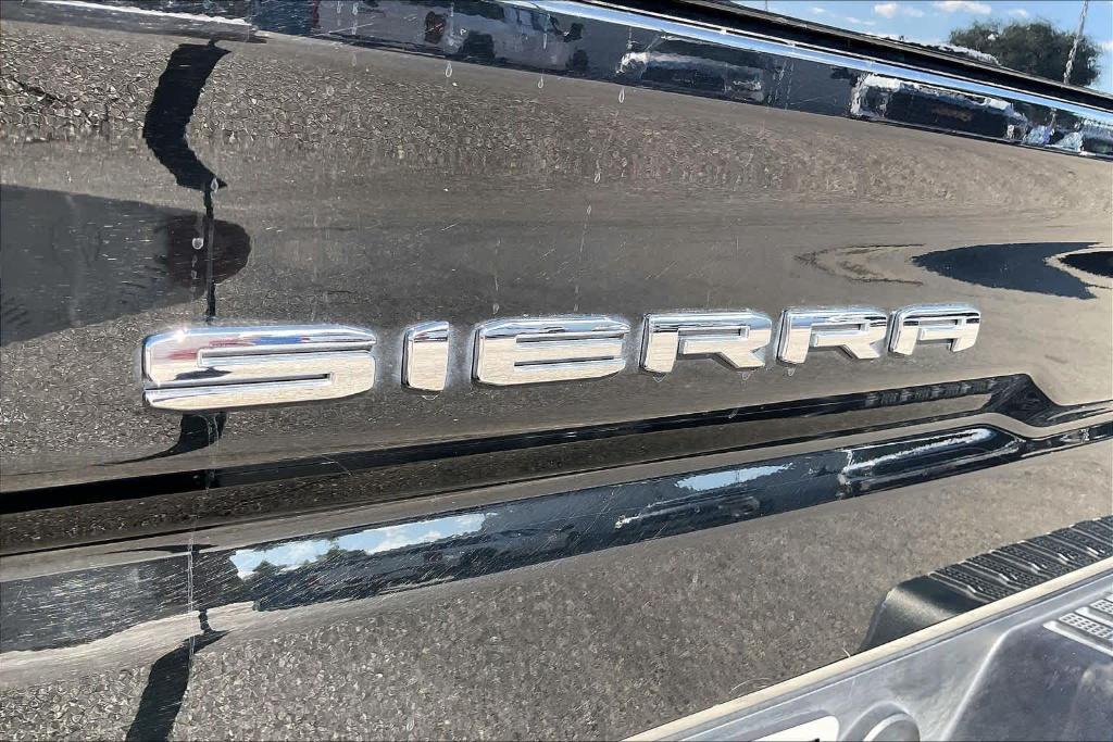 used 2025 GMC Sierra 1500 car, priced at $45,997
