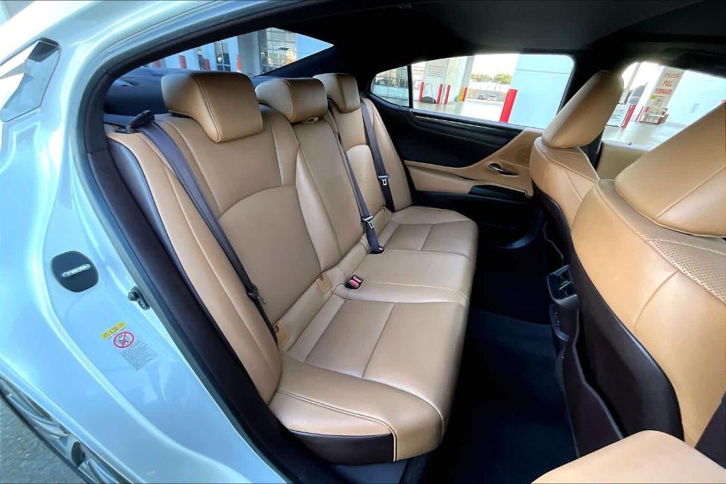 used 2019 Lexus ES 350 car, priced at $24,597