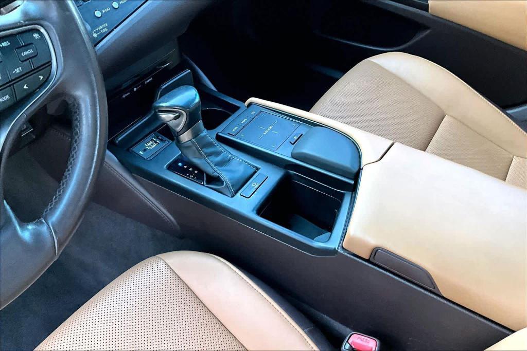 used 2019 Lexus ES 350 car, priced at $24,597