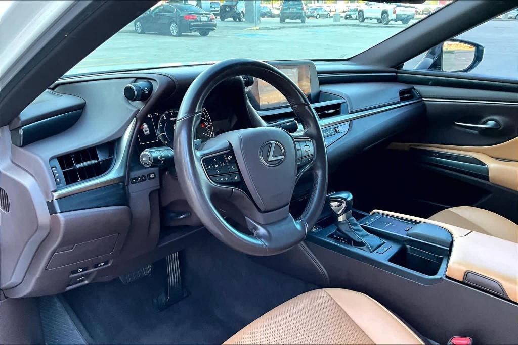 used 2019 Lexus ES 350 car, priced at $24,597
