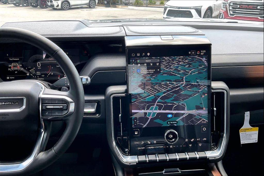 used 2025 GMC Yukon XL car, priced at $69,212