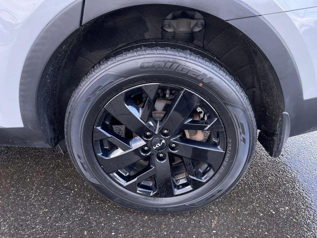 used 2022 Kia Sorento car, priced at $27,982