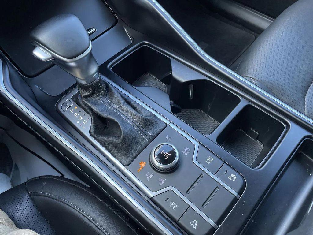 used 2022 Kia Sorento car, priced at $27,982