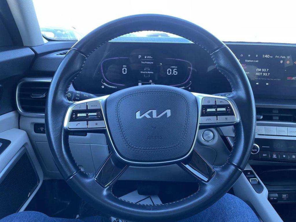 used 2023 Kia Telluride car, priced at $35,782