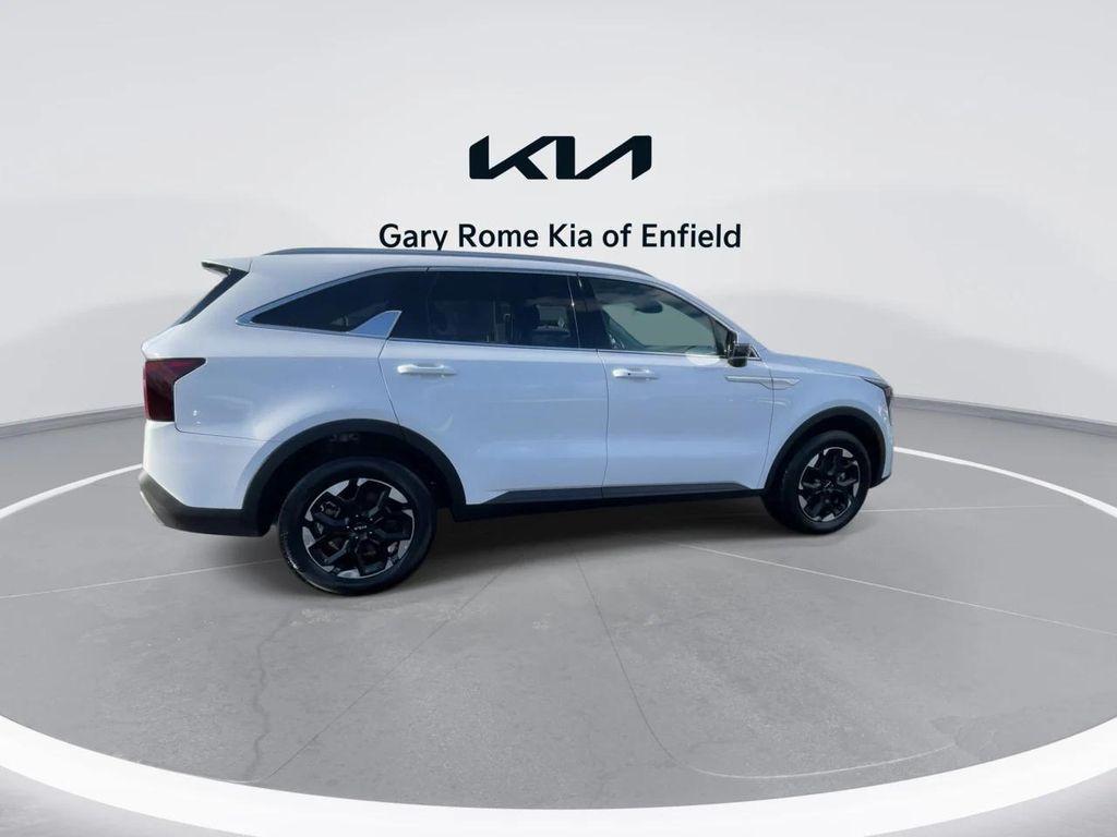 used 2024 Kia Sorento car, priced at $26,984