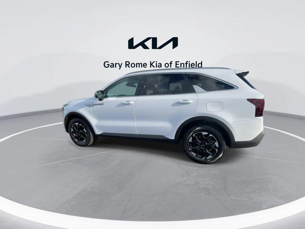 used 2024 Kia Sorento car, priced at $26,984