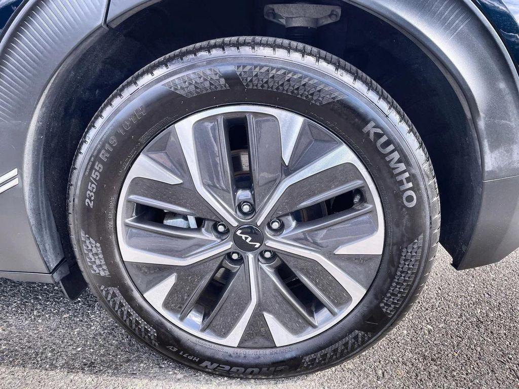 used 2024 Kia EV6 car, priced at $28,685