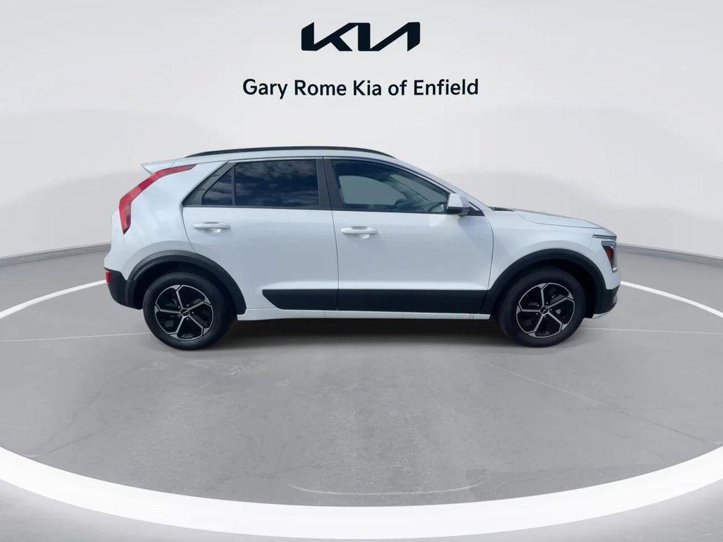 new 2025 Kia Niro car, priced at $29,135