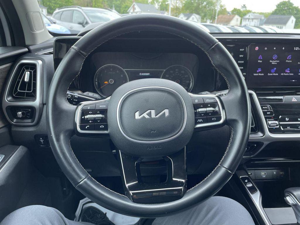 used 2023 Kia Sorento car, priced at $30,482