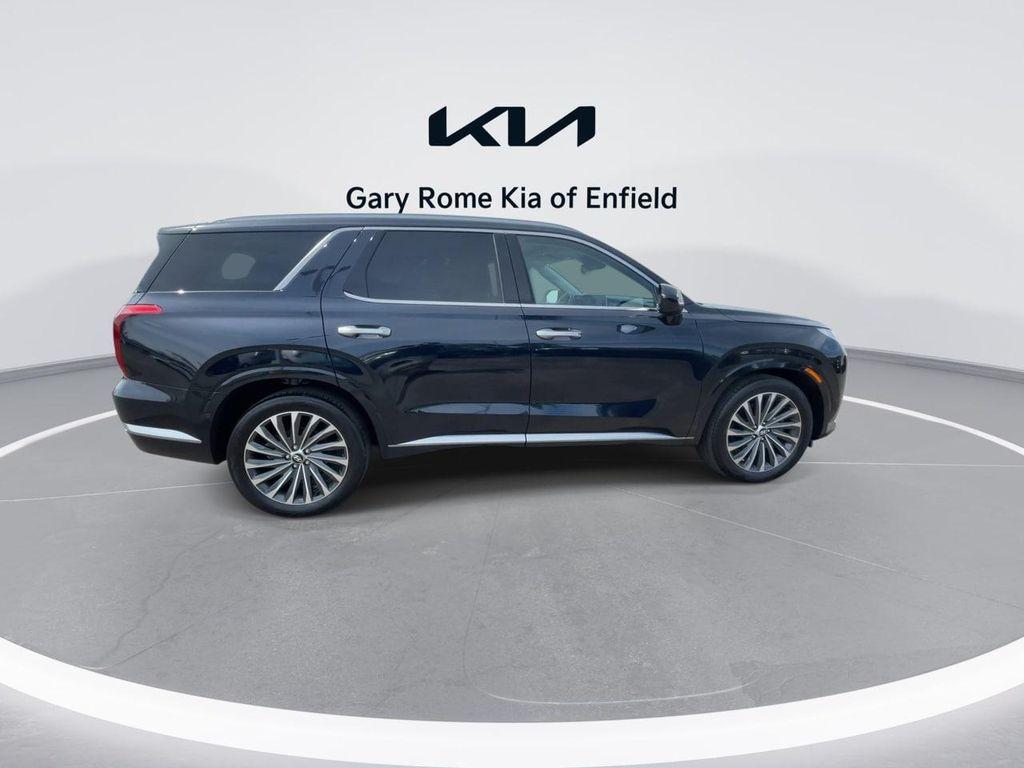 used 2024 Hyundai Palisade car, priced at $42,900