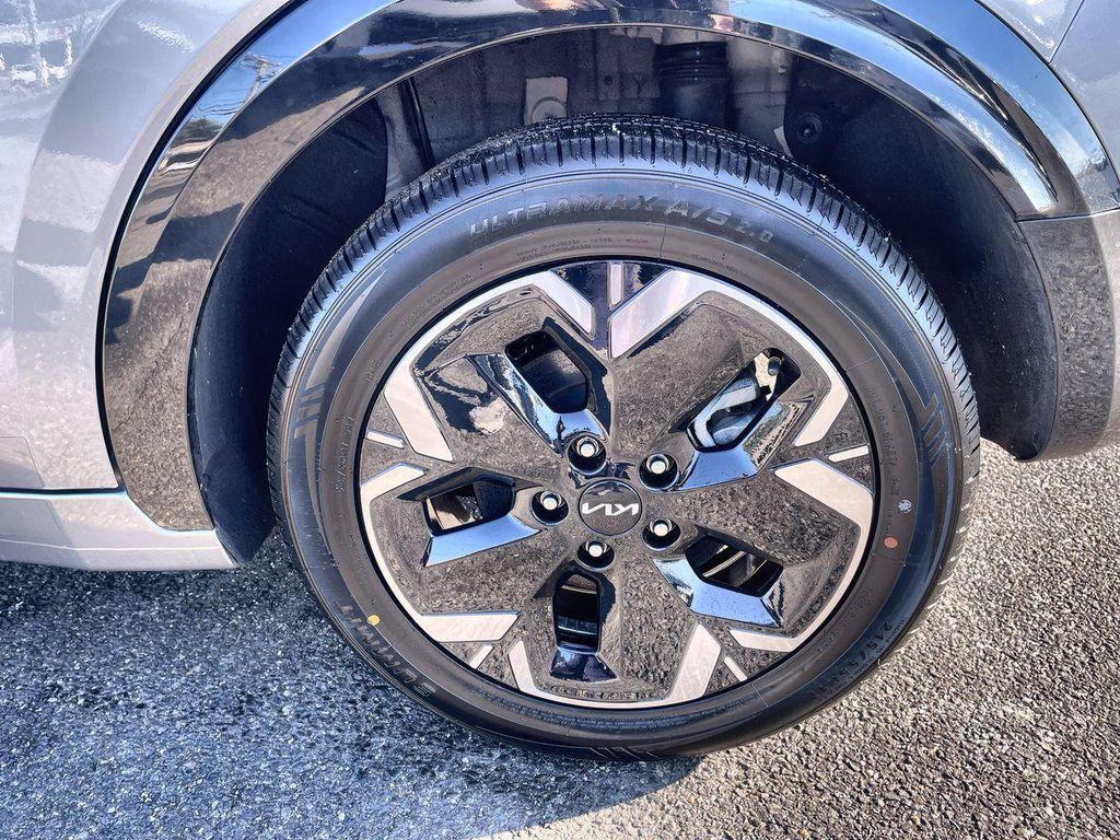 used 2024 Kia Niro EV car, priced at $21,995