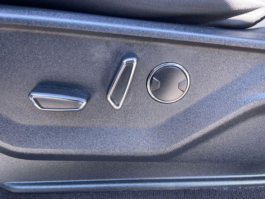 used 2021 Ford F-150 car, priced at $31,780