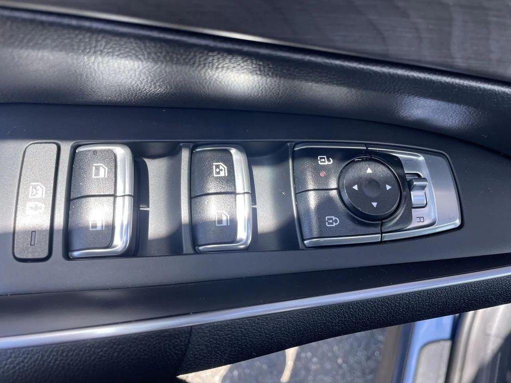 used 2024 Kia Sorento car, priced at $32,199