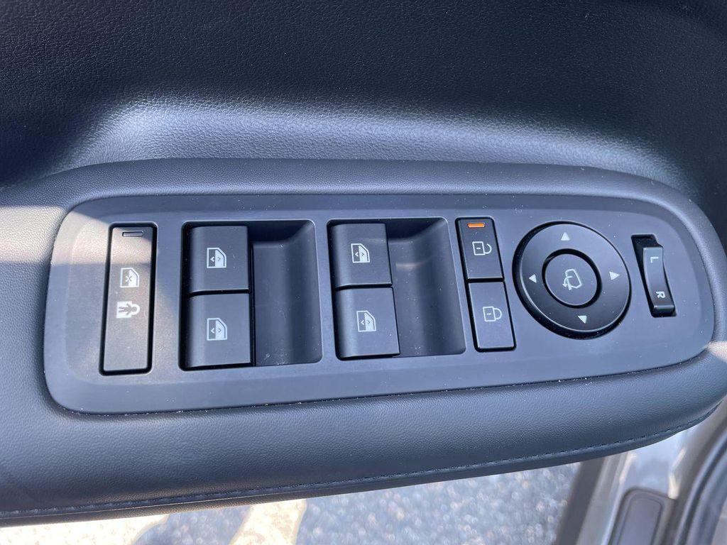 used 2025 Hyundai Santa Fe car, priced at $39,365