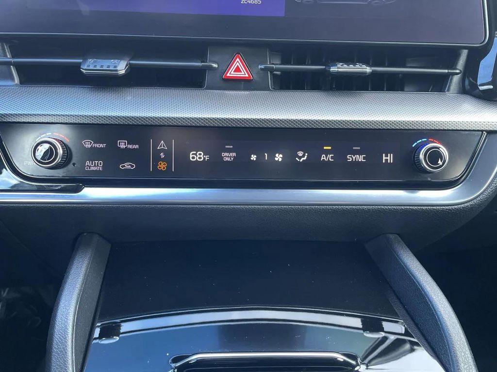 used 2024 Kia Sportage Hybrid car, priced at $30,984