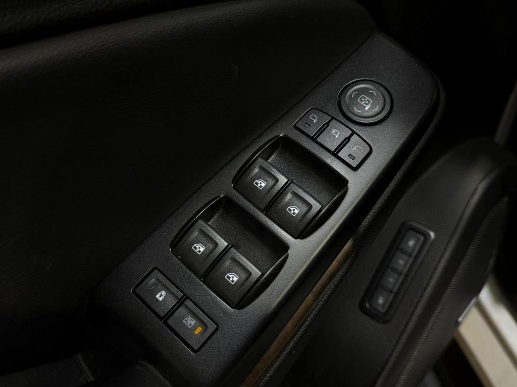 used 2019 GMC Yukon XL car, priced at $28,990