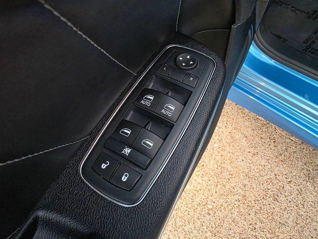 2016 B5 Blue Pearl Coat Dodge Charger