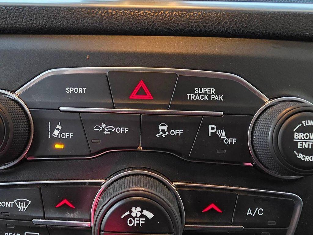 2016 B5 Blue Pearl Coat Dodge Charger